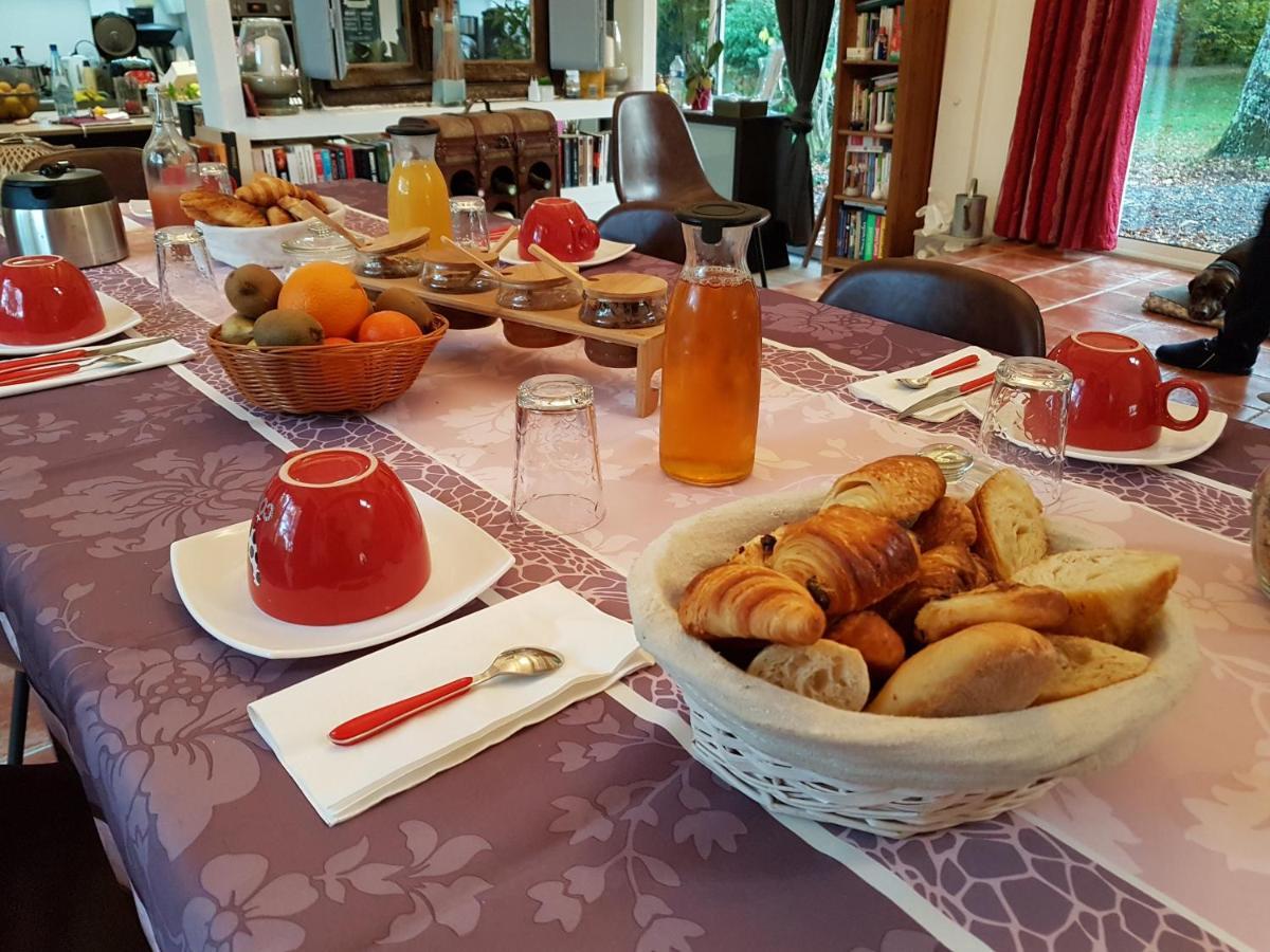 Bed and Breakfast Domaine De Sahil Saint-Romain-sur-Cher Esterno foto